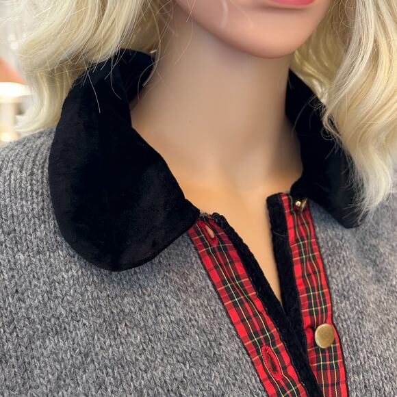 Orvis Sweater Gray Wool Dog Tartan Plaid Button Cardigan Small - Picture 4 of 9